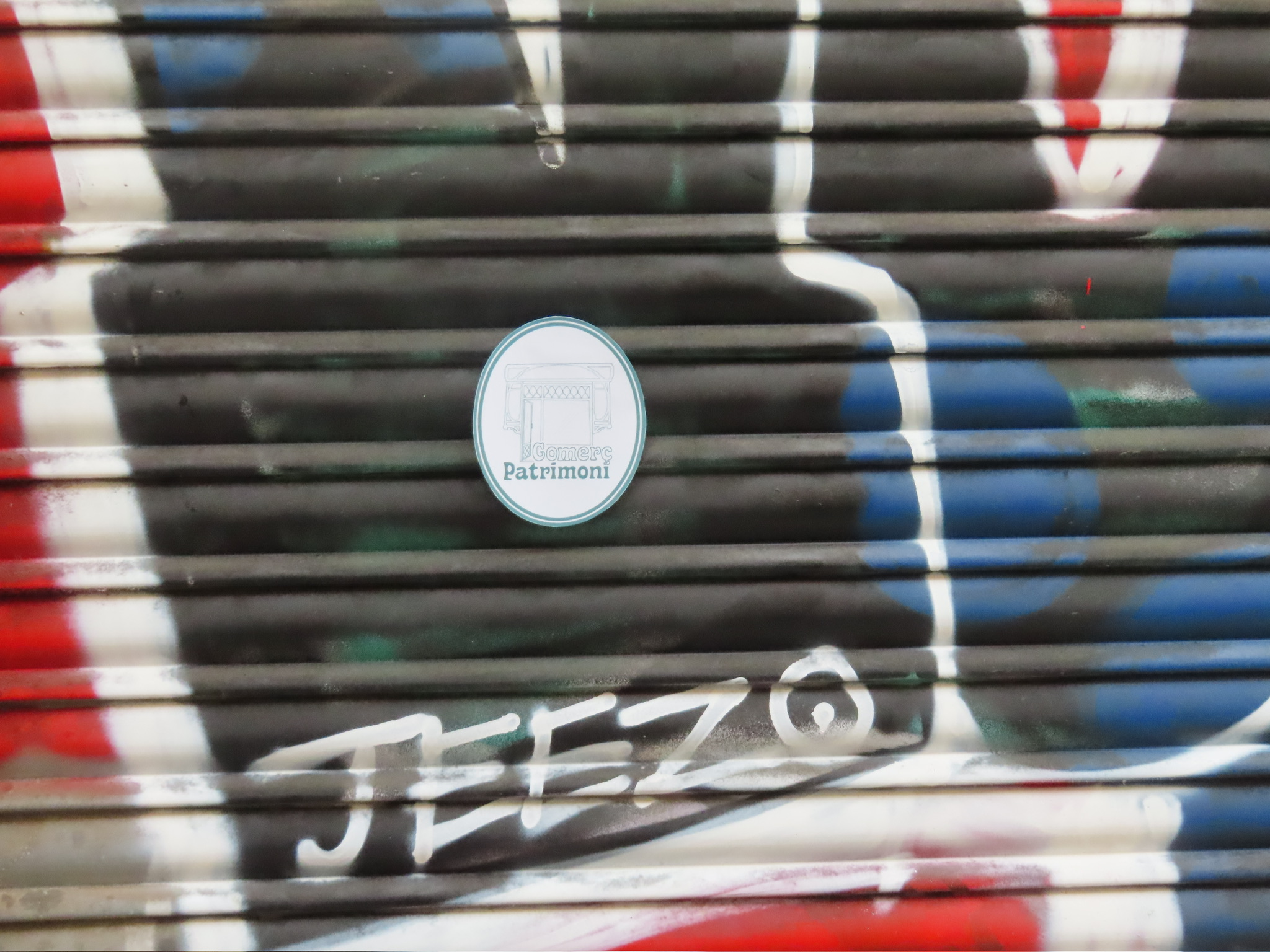 a sticker stck on grafity